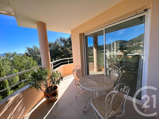 Appartement à vendre - 4 pièces - 89 m2 - Cavalaire Sur Mer - 83 - PROVENCE-ALPES-COTE-D-AZUR