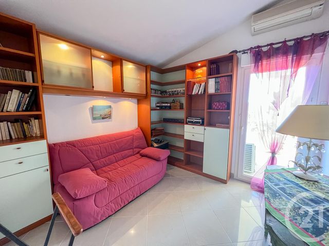 Appartement à vendre - 4 pièces - 89 m2 - Cavalaire Sur Mer - 83 - PROVENCE-ALPES-COTE-D-AZUR