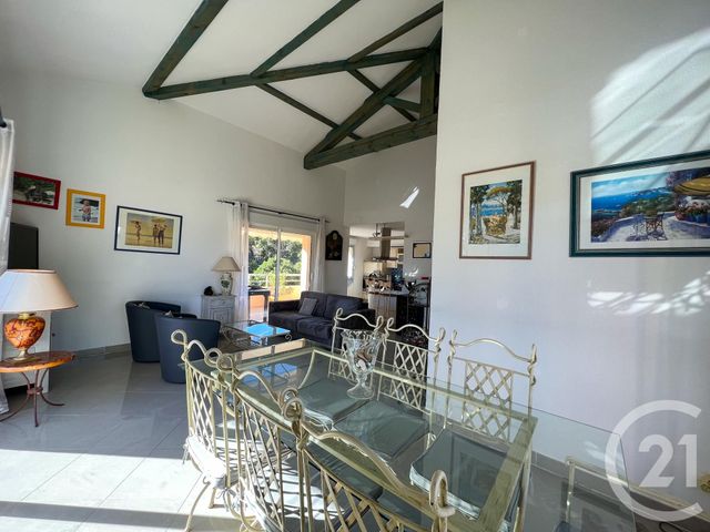 Appartement à vendre - 4 pièces - 89 m2 - Cavalaire Sur Mer - 83 - PROVENCE-ALPES-COTE-D-AZUR