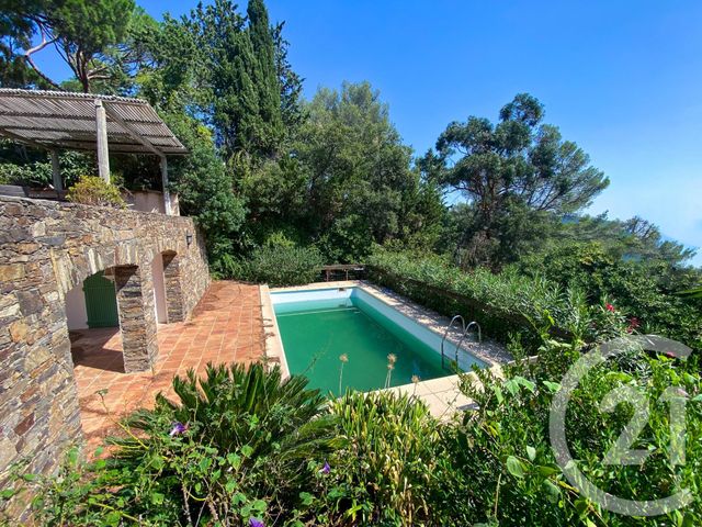 Maison à vendre - 5 pièces - 182,70 m2 - La Croix Valmer - 83 - PROVENCE-ALPES-COTE-D-AZUR