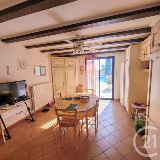 Maison à vendre - 12 pièces - 220 m2 - Cavalaire Sur Mer - 83 - PROVENCE-ALPES-COTE-D-AZUR