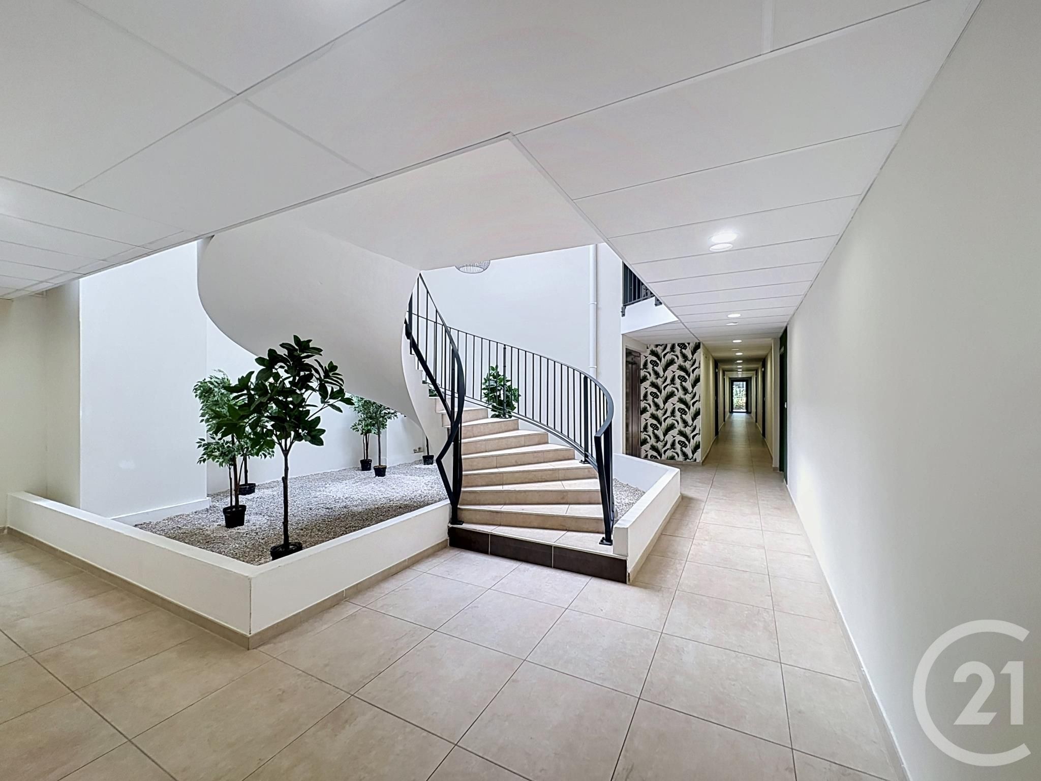 Appartement T4 à vendre - 4 pièces - 87,12 m2 - Cavalaire Sur Mer - 83 - PROVENCE-ALPES-COTE-D-AZUR — 17