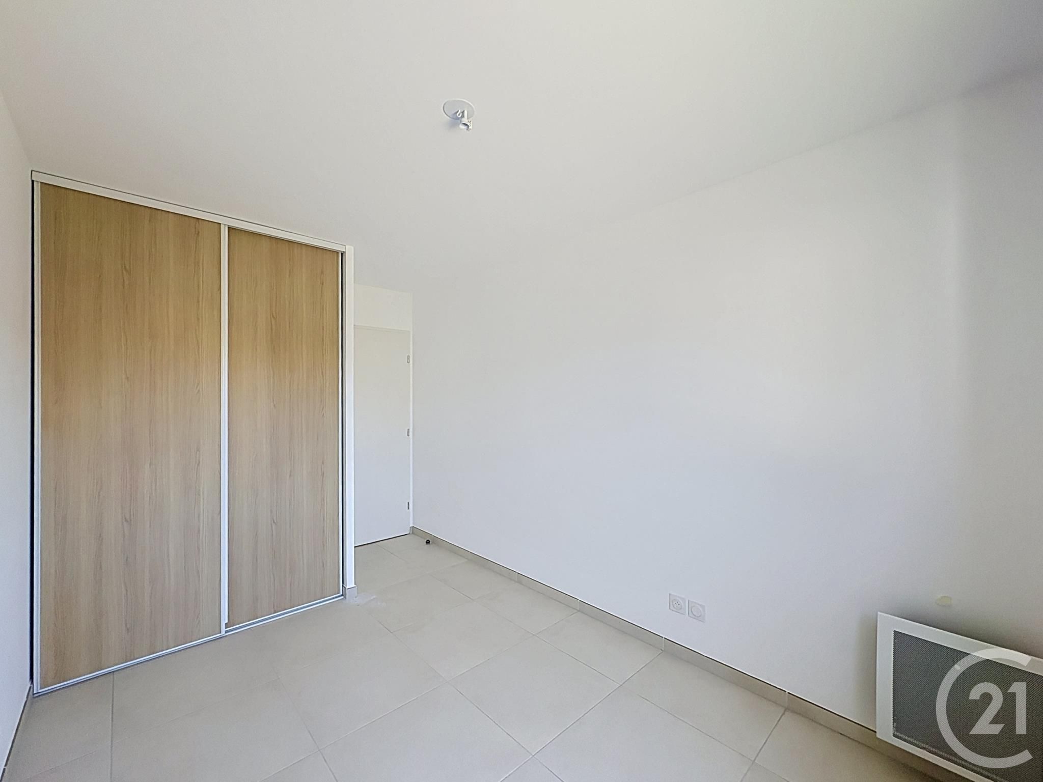 Appartement T4 à vendre - 4 pièces - 87,12 m2 - Cavalaire Sur Mer - 83 - PROVENCE-ALPES-COTE-D-AZUR — 10