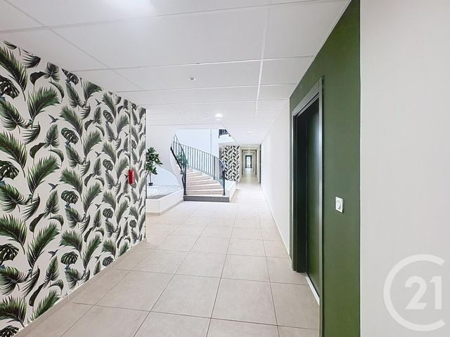 Appartement T4 &agrave; vendre - 4 pi&egrave;ces - 87,12 m2 - Cavalaire Sur Mer - 83 - PROVENCE-ALPES-COTE-D-AZUR