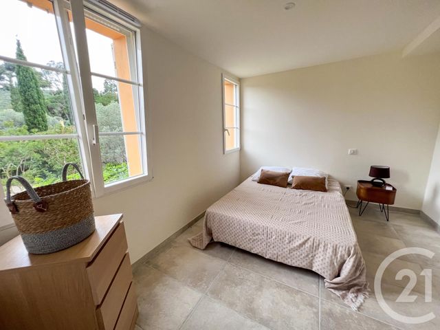 Appartement T5 &agrave; vendre - 5 pi&egrave;ces - 147 m2 - Cavalaire Sur Mer - 83 - PROVENCE-ALPES-COTE-D-AZUR