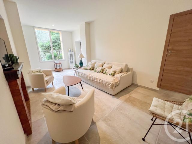 Appartement T5 &agrave; vendre - 5 pi&egrave;ces - 147 m2 - Cavalaire Sur Mer - 83 - PROVENCE-ALPES-COTE-D-AZUR