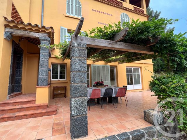 Appartement T5 &agrave; vendre - 5 pi&egrave;ces - 147 m2 - Cavalaire Sur Mer - 83 - PROVENCE-ALPES-COTE-D-AZUR