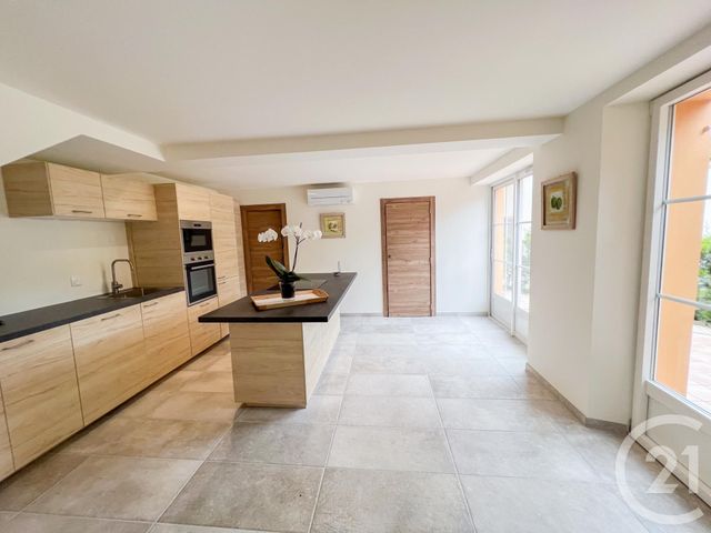 Appartement T5 &agrave; vendre - 5 pi&egrave;ces - 147 m2 - Cavalaire Sur Mer - 83 - PROVENCE-ALPES-COTE-D-AZUR