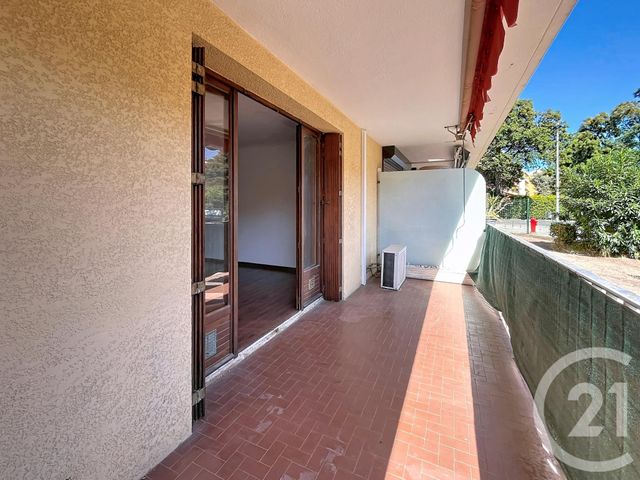 Appartement Studio &agrave; vendre - 1 pi&egrave;ce - 37,41 m2 - Cavalaire Sur Mer - 83 - PROVENCE-ALPES-COTE-D-AZUR