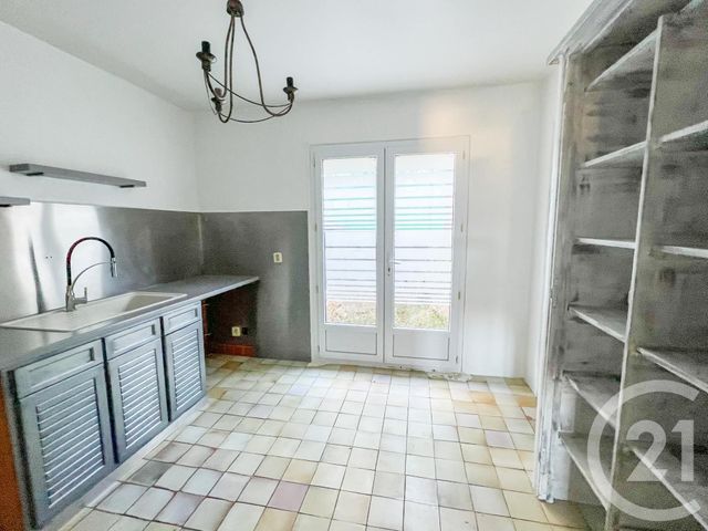 Appartement à vendre - 4 pièces - 112,04 m2 - La Croix Valmer - 83 - PROVENCE-ALPES-COTE-D-AZUR