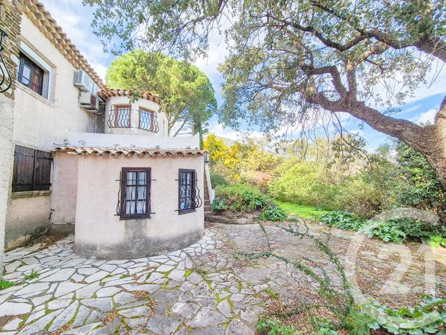 Maison à vendre - 7 pièces - 200 m2 - Cavalaire Sur Mer - 83 - PROVENCE-ALPES-COTE-D-AZUR