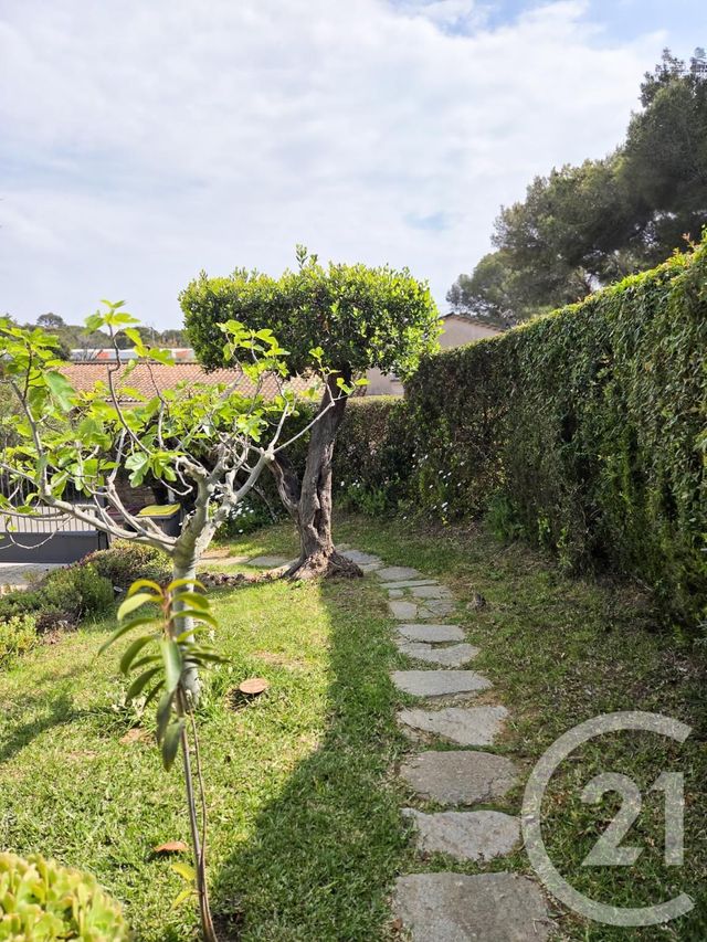 Maison &agrave; vendre - 5 pi&egrave;ces - 120 m2 - Cavalaire Sur Mer - 83 - PROVENCE-ALPES-COTE-D-AZUR