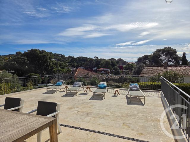 Maison &agrave; vendre - 5 pi&egrave;ces - 120 m2 - Cavalaire Sur Mer - 83 - PROVENCE-ALPES-COTE-D-AZUR