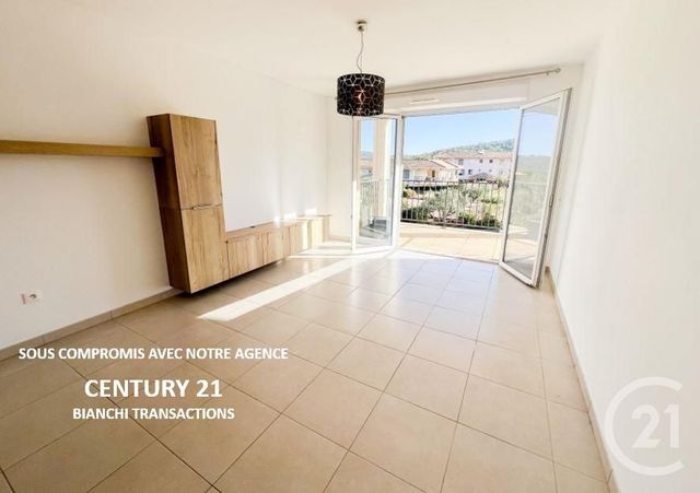 appartement à vendre - 2 pièces - 48 m2 - La Croix Valmer - 83 - PROVENCE-ALPES-COTE-D-AZUR