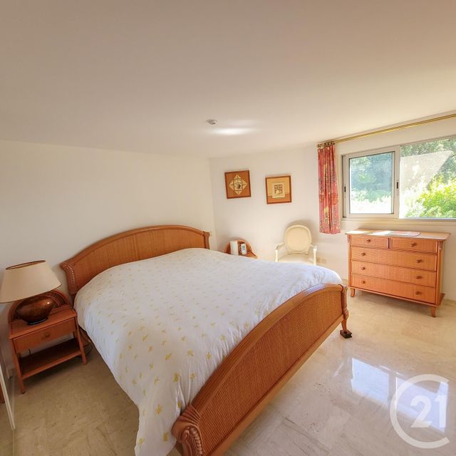 Maison à vendre - 6 pièces - 191 m2 - Cavalaire Sur Mer - 83 - PROVENCE-ALPES-COTE-D-AZUR