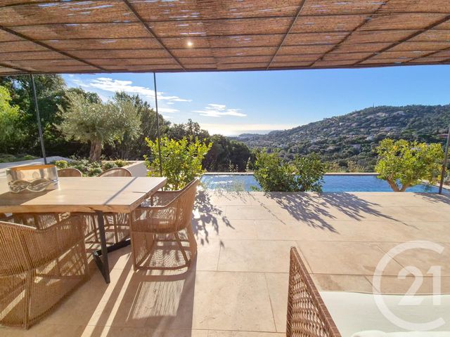 Maison &agrave; vendre - 6 pi&egrave;ces - 210 m2 - Cavalaire Sur Mer - 83 - PROVENCE-ALPES-COTE-D-AZUR