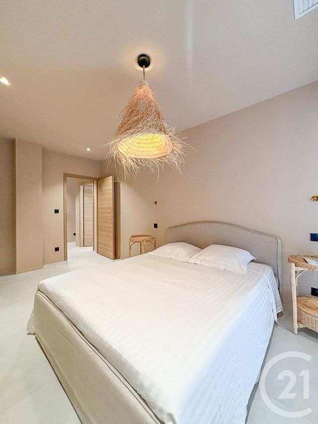 Appartement F3 à vendre - 3 pièces - 97,18 m2 - Cavalaire Sur Mer - 83 - PROVENCE-ALPES-COTE-D-AZUR