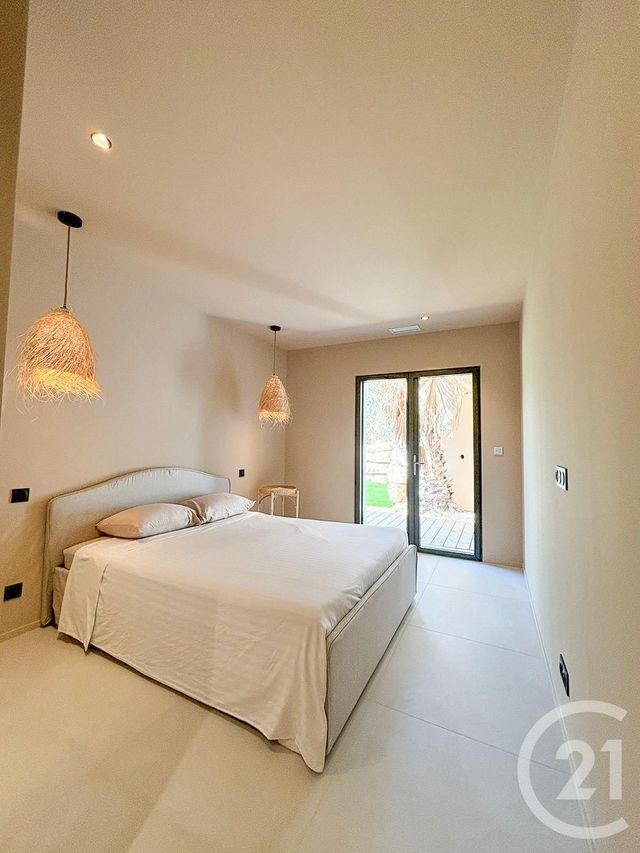 Appartement F3 à vendre - 3 pièces - 97,18 m2 - Cavalaire Sur Mer - 83 - PROVENCE-ALPES-COTE-D-AZUR