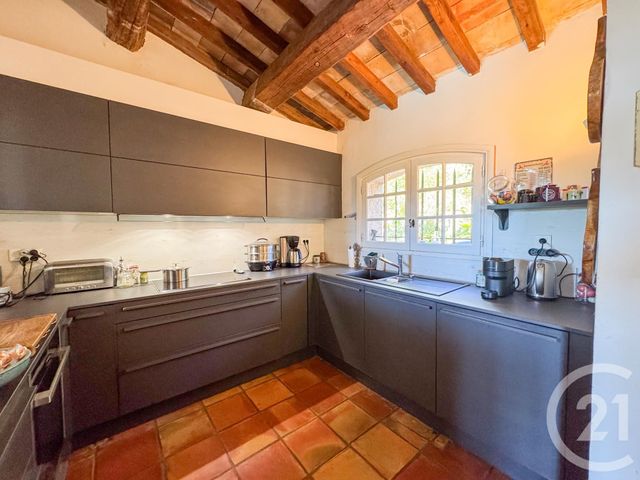Maison à vendre - 6 pièces - 261 m2 - La Croix Valmer - 83 - PROVENCE-ALPES-COTE-D-AZUR