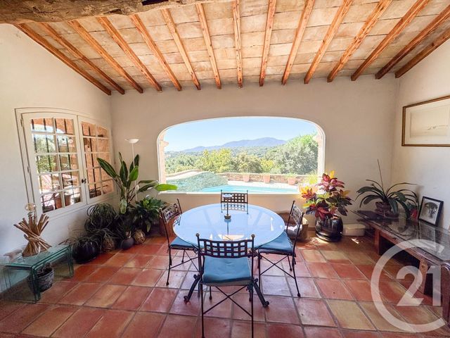 Maison à vendre - 6 pièces - 261 m2 - La Croix Valmer - 83 - PROVENCE-ALPES-COTE-D-AZUR