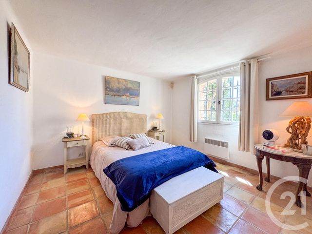 Maison à vendre - 6 pièces - 261 m2 - La Croix Valmer - 83 - PROVENCE-ALPES-COTE-D-AZUR