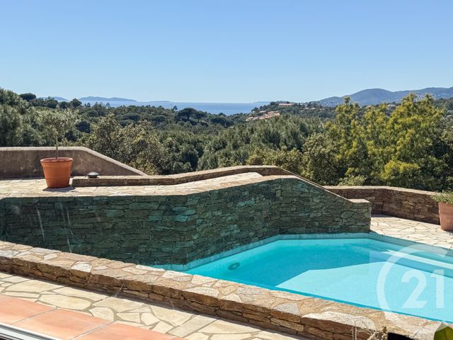 Maison à vendre - 6 pièces - 261 m2 - La Croix Valmer - 83 - PROVENCE-ALPES-COTE-D-AZUR