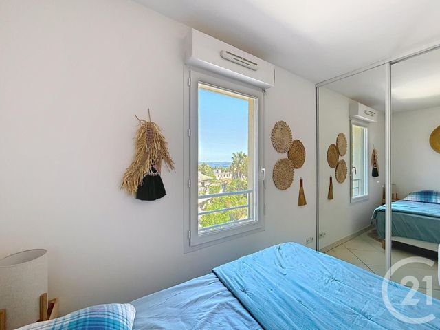 Appartement T4 &agrave; vendre - 4 pi&egrave;ces - 81,72 m2 - Cavalaire Sur Mer - 83 - PROVENCE-ALPES-COTE-D-AZUR