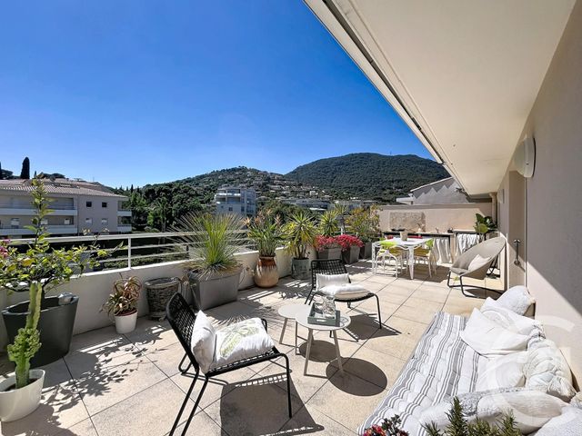Appartement T4 &agrave; vendre - 4 pi&egrave;ces - 81,72 m2 - Cavalaire Sur Mer - 83 - PROVENCE-ALPES-COTE-D-AZUR
