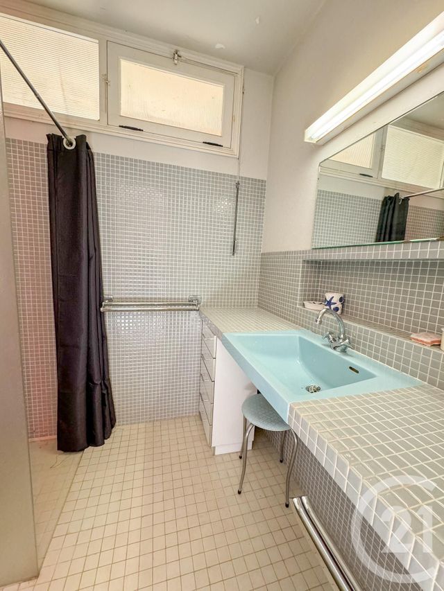 Maison à vendre - 5 pièces - 180 m2 - Cavalaire Sur Mer - 83 - PROVENCE-ALPES-COTE-D-AZUR