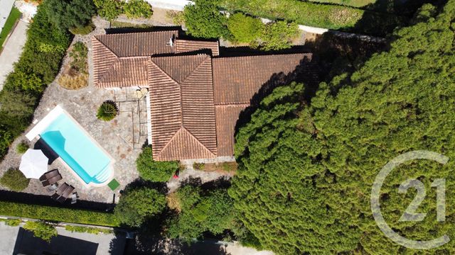 Maison à vendre - 6 pièces - 150 m2 - Cavalaire Sur Mer - 83 - PROVENCE-ALPES-COTE-D-AZUR