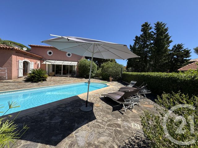 Maison à vendre - 6 pièces - 150 m2 - Cavalaire Sur Mer - 83 - PROVENCE-ALPES-COTE-D-AZUR