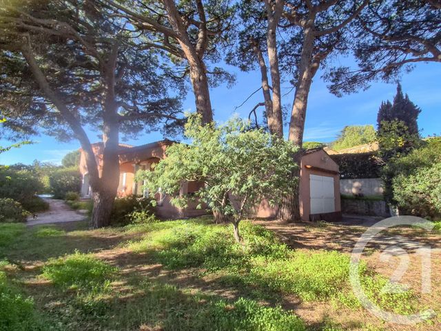 Maison à vendre - 6 pièces - 150 m2 - Cavalaire Sur Mer - 83 - PROVENCE-ALPES-COTE-D-AZUR