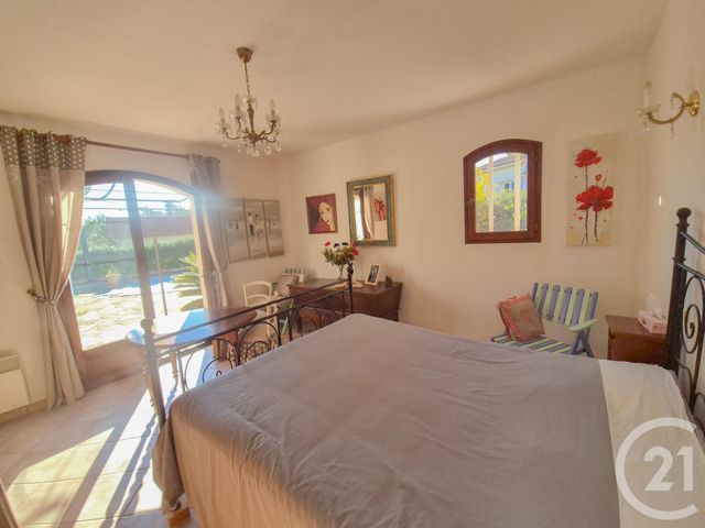 Maison à vendre - 6 pièces - 150 m2 - Cavalaire Sur Mer - 83 - PROVENCE-ALPES-COTE-D-AZUR