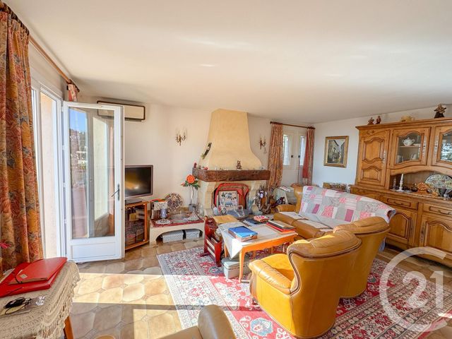 Maison à vendre - 6 pièces - 140 m2 - Cavalaire Sur Mer - 83 - PROVENCE-ALPES-COTE-D-AZUR