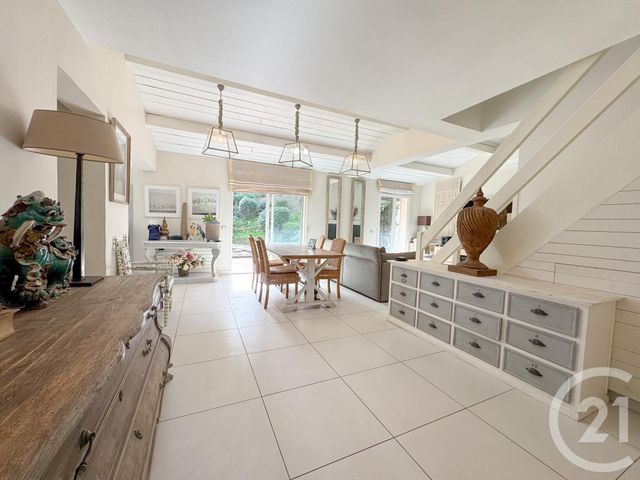 Maison &agrave; vendre - 4 pi&egrave;ces - 100 m2 - Cavalaire Sur Mer - 83 - PROVENCE-ALPES-COTE-D-AZUR