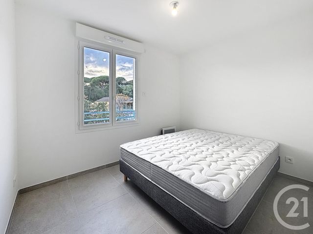 Appartement T4 à vendre - 4 pièces - 88,40 m2 - Cavalaire Sur Mer - 83 - PROVENCE-ALPES-COTE-D-AZUR