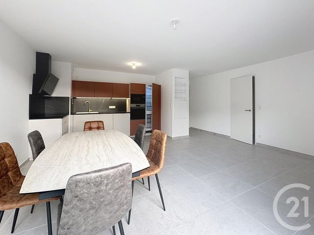 Appartement T4 à vendre - 4 pièces - 88,40 m2 - Cavalaire Sur Mer - 83 - PROVENCE-ALPES-COTE-D-AZUR