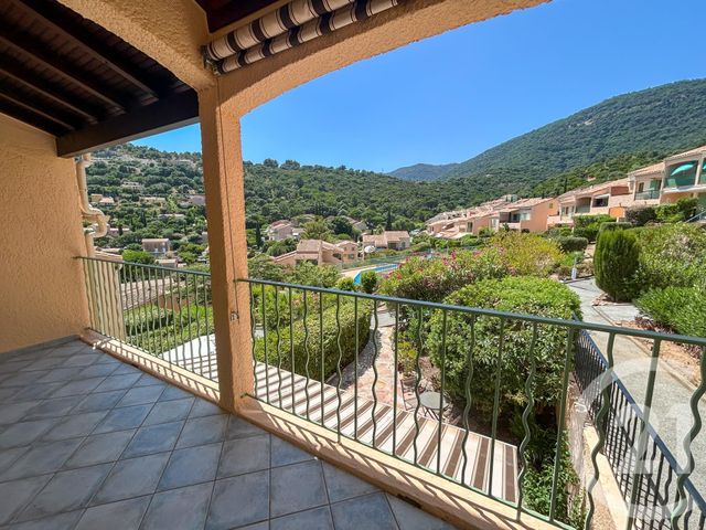 Appartement T2 à vendre - 2 pièces - 41,49 m2 - Cavalaire Sur Mer - 83 - PROVENCE-ALPES-COTE-D-AZUR