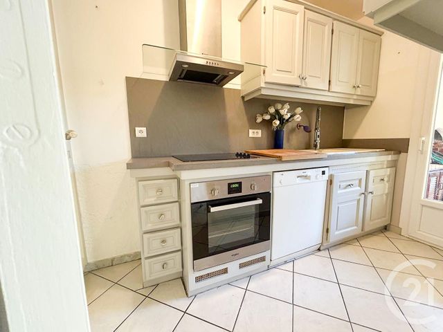 Appartement F3 à vendre - 3 pièces - 53 m2 - Cavalaire Sur Mer - 83 - PROVENCE-ALPES-COTE-D-AZUR