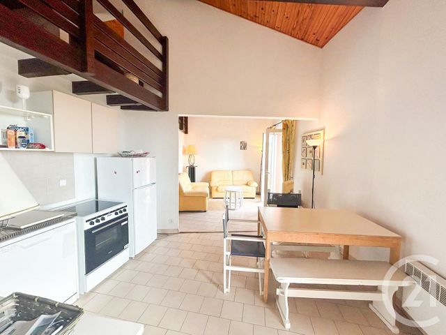 Appartement T2 à vendre - 2 pièces - 45,28 m2 - Cavalaire Sur Mer - 83 - PROVENCE-ALPES-COTE-D-AZUR