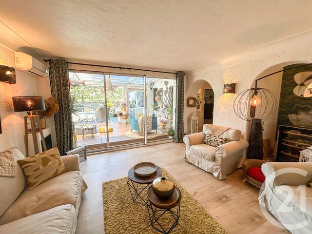 Appartement T3 à vendre - 3 pièces - 91,46 m2 - Cavalaire Sur Mer - 83 - PROVENCE-ALPES-COTE-D-AZUR