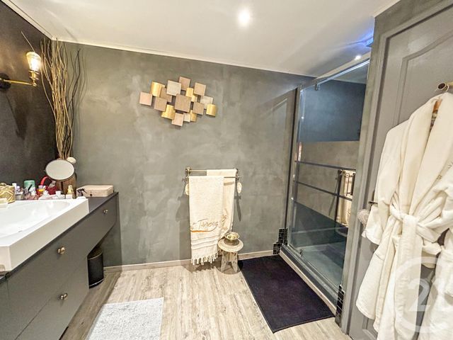 Appartement T3 à vendre - 3 pièces - 91,46 m2 - Cavalaire Sur Mer - 83 - PROVENCE-ALPES-COTE-D-AZUR