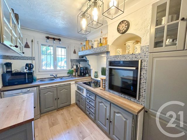 Appartement T3 à vendre - 3 pièces - 91,46 m2 - Cavalaire Sur Mer - 83 - PROVENCE-ALPES-COTE-D-AZUR