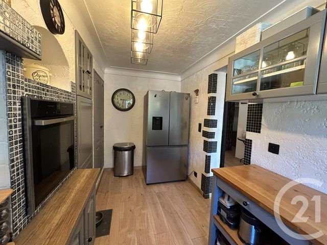 Appartement T3 à vendre - 3 pièces - 91,46 m2 - Cavalaire Sur Mer - 83 - PROVENCE-ALPES-COTE-D-AZUR