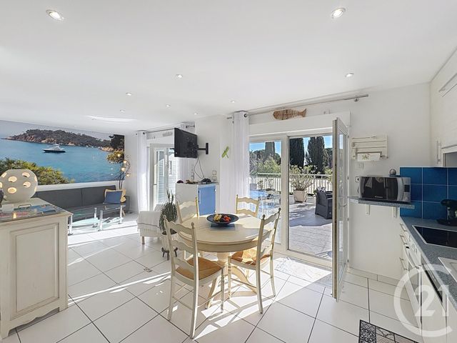 Appartement F3 à vendre - 3 pièces - 55,01 m2 - Cavalaire Sur Mer - 83 - PROVENCE-ALPES-COTE-D-AZUR