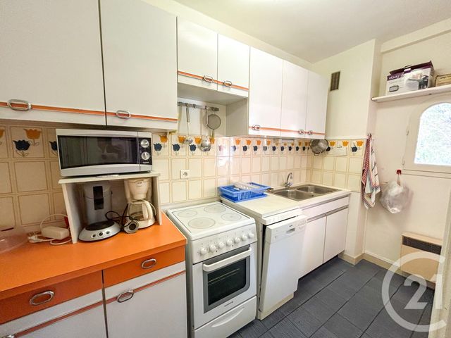 Appartement T2 à vendre - 2 pièces - 43,40 m2 - Cavalaire Sur Mer - 83 - PROVENCE-ALPES-COTE-D-AZUR