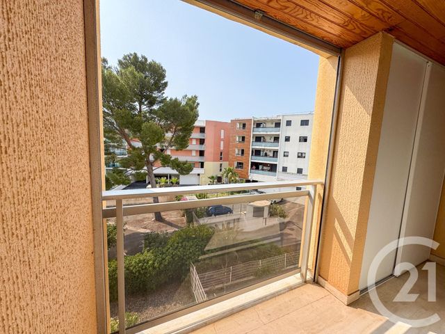 Appartement T4 à vendre - 4 pièces - 72,33 m2 - Cavalaire Sur Mer - 83 - PROVENCE-ALPES-COTE-D-AZUR