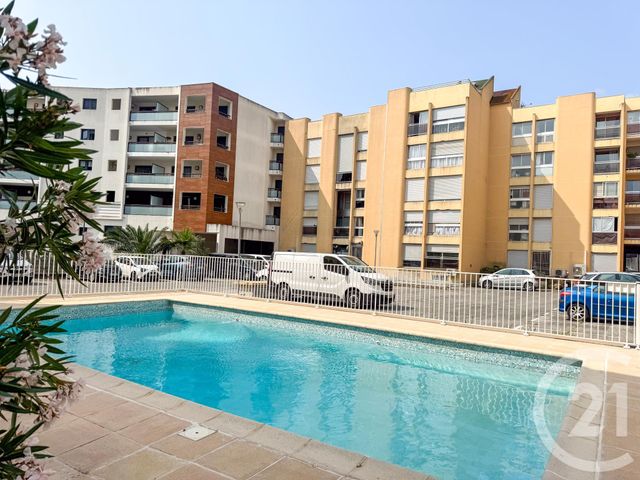 Appartement T4 à vendre - 4 pièces - 72,33 m2 - Cavalaire Sur Mer - 83 - PROVENCE-ALPES-COTE-D-AZUR