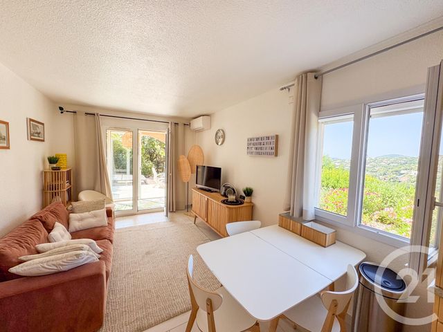 Appartement T3 à vendre - 3 pièces - 49,59 m2 - Cavalaire Sur Mer - 83 - PROVENCE-ALPES-COTE-D-AZUR