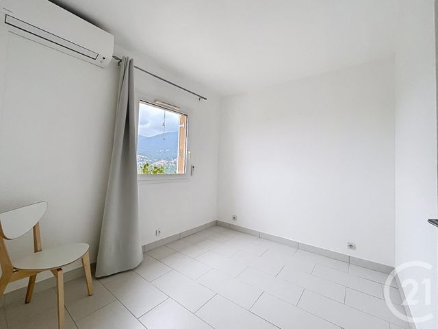 Appartement T3 &agrave; vendre - 3 pi&egrave;ces - 49,59 m2 - Cavalaire Sur Mer - 83 - PROVENCE-ALPES-COTE-D-AZUR